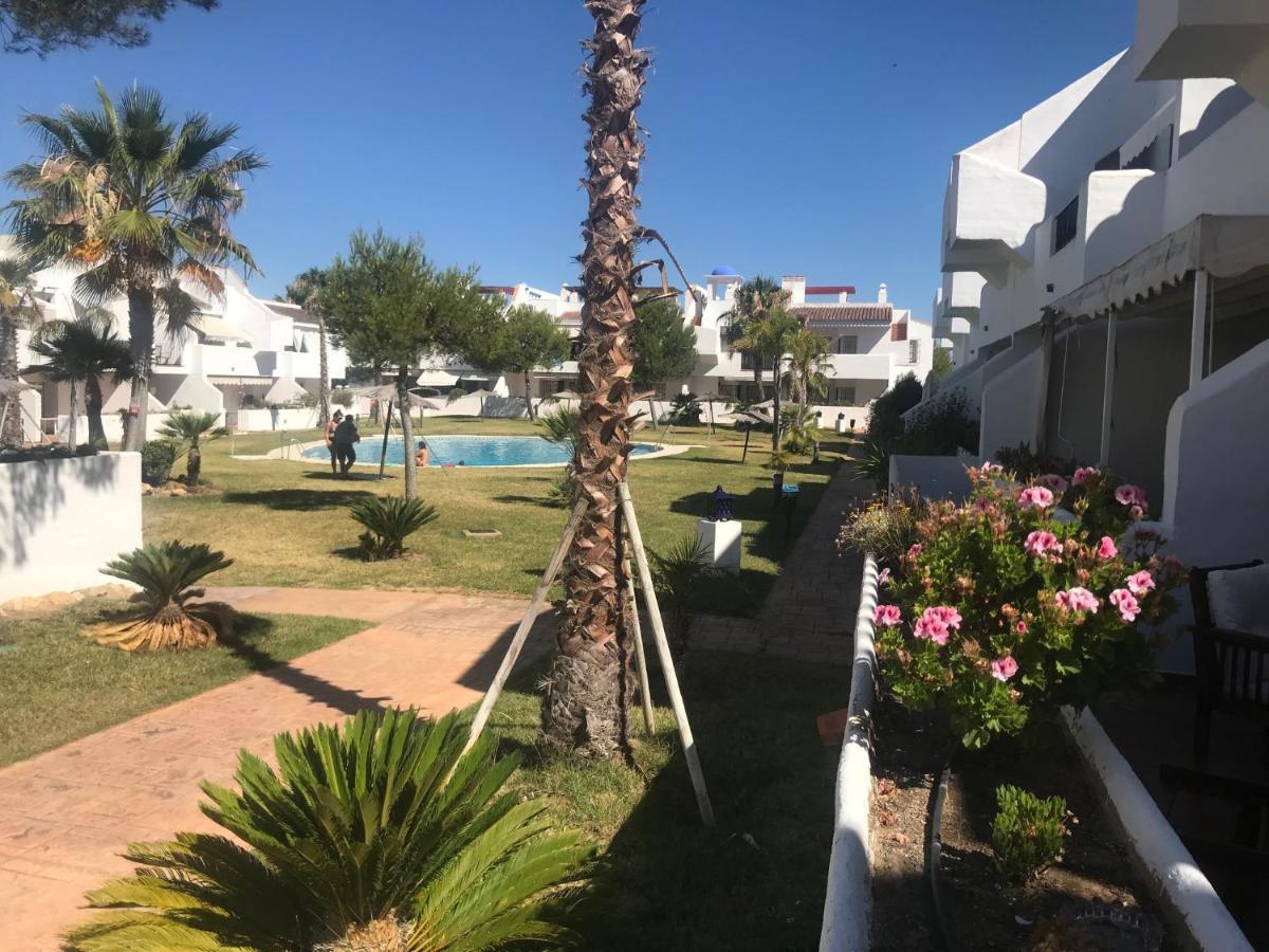 Magnifico Alojamiento En La Playa Islantilla Con Gran Terraza Y Zona Del Campo De Golf Luaran gambar
