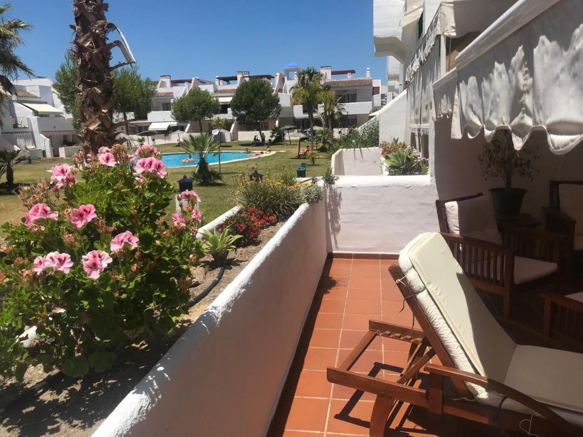 Magnifico Alojamiento En La Playa Islantilla Con Gran Terraza Y Zona Del Campo De Golf Luaran gambar
